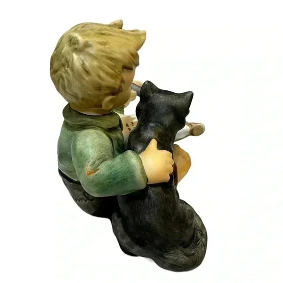 M.I. Hummel Kienstlerte The Cat’s Meow First Issue - Picture 7 of 16